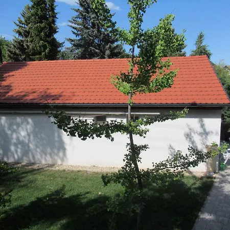 Ferienhaus Holiday In - Balaton 43109 *